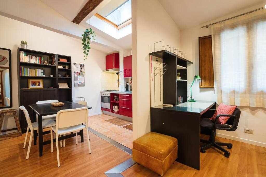 Cozy Apartment In Borgo Dei Greci Firenze Экстерьер фото