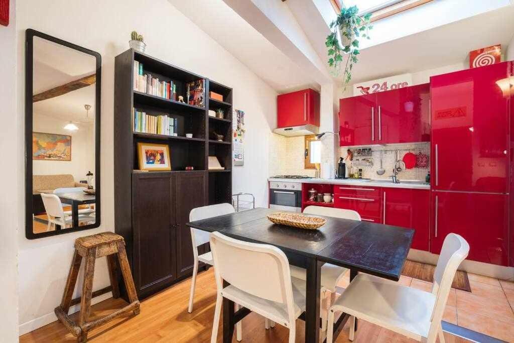 Cozy Apartment In Borgo Dei Greci Firenze Экстерьер фото